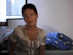 reife babe duschen und macht sich dann cum-julia reaves