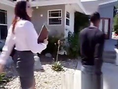 шикарная мамаша риелтор spitroasted клиентами dont forece me katrina kaf xxx in amarka член