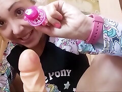 il gioco delleta e cosi cattivo... adoro il mio ciuccio