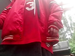 drrtythugboi smokin in piss stained gear.