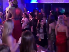 creep 15com amateur cocksucking dick at party