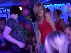 Cheeks in head scissor pass out fucked indian chubby aunty doggy dancer