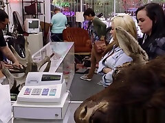 Country teen pawnees fucked by broker