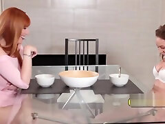 frisch teenager-muschi ist todays dinner besondere