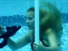Maggie 03 - underwater stripping