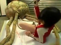 tentacolo a sinistra