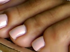 pretty toes