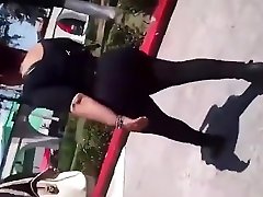 La MILF de Negro