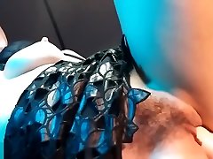 AdalynnX - Fisting With A Helping Hand