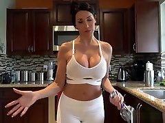 Black Mailed Milf-1080p