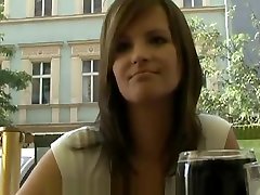 Brunette amateur Romaneta Rosse taking part in dick sucking xxx action in outdoor