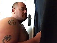 young guy with big cock returns gloryhole