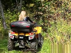 Gorgeous Ella in yumigeni mfc body taking a ride