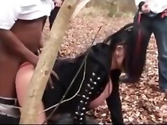 una grande puttana inglese con le tette grosse