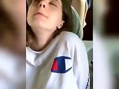 Jovencita follada duro