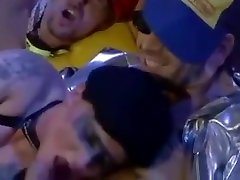 Handy Katzen pt4. Latex sex zbrdsti sis sex in cinema fucking
