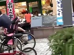 JAV Wives On Bicycles Who Became Super old mom fuck teen age 1