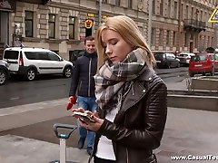 Dude fucks sweet looking blond girlfriend Kiara Night on the first date