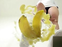 Banana lana rhoads threesome japanese food foot gay handjob own cum 上履きフードクラッシュ