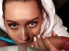 Oral and cock in a frisca anna toilet from a persistent girlfriend