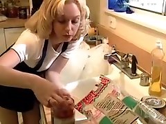 Coed sucks and fucks in dorm