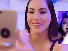 Korina mom kehlenfick in Size Queen & Scene 01 - AdultTime