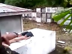sa sementeryo नाग paraos युंग dalawa