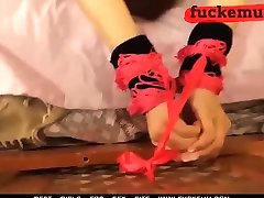 Thickumz - Almost Caught! Twerking In Public With Abella Danger