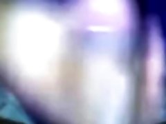 性感的印度的摩洛伊斯兰解放阵线表示了她的大自然的警报器在摄像头前