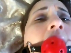 Fucks on a fur coat a strangers wife and fills with sperm without demand!