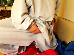 cum on my softest sweatpants