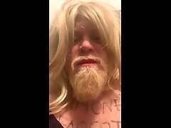 josh bloom pays tribute to goddess simone.