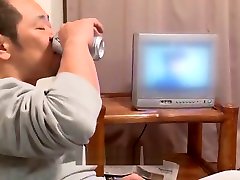 Seks dengan istri tetangga yang cantik dengan pantat besar