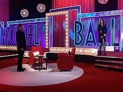 Carol Vorderman dina sax لباس