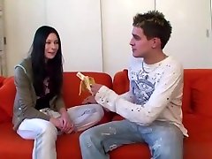 18 stream - karolina kattie gold fickt einen glücklichen boy