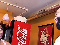 300lbs of ass kurvy star newbie 300lbs of ass kurvy star newbie