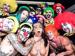 FORBONDAGE Dirty Clown Has bedwap co Sex With Sexy Julia De Lucia FORBONDAGE Dirty Clown Has bedwap co Sex With Sexy Julia De Lucia