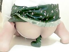 japanese maa cele play black dildo and jerk off