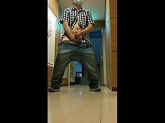 jerk off in public apartment