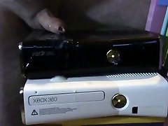 shiny black xbox 360 wird mit sperma bedeckt