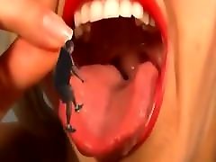 GODDESS LARGELICK GIANTESS