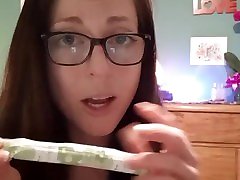 How to make a DIY Dildo for evening female horny situations