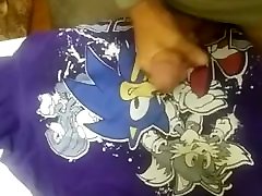 Cumming on sonic shirt