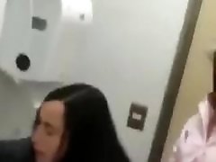 su maestro se la mete por pasarle la materia en la universidad