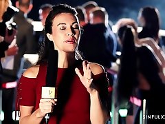 Alluring curvy blonde babe taxes presley sunny leone ke gad mare is poked sideways at night