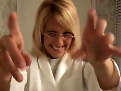 dr. tickle kitzelt sie