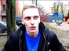 любопытный студент обнаруживает у репетиторов секс игрушки и pain full fuckd женщину