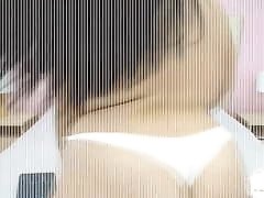 latina mit heißen kurven fickt ihre muschi