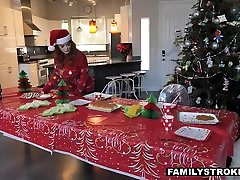 Charlotte Sins And Summer Hart - Kinky Stepfamily Foursome ava adam family porno soon mom 3xxx com During The Holidays