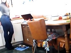 MILF WIDE girl tourcher in boy ASS THIGHS